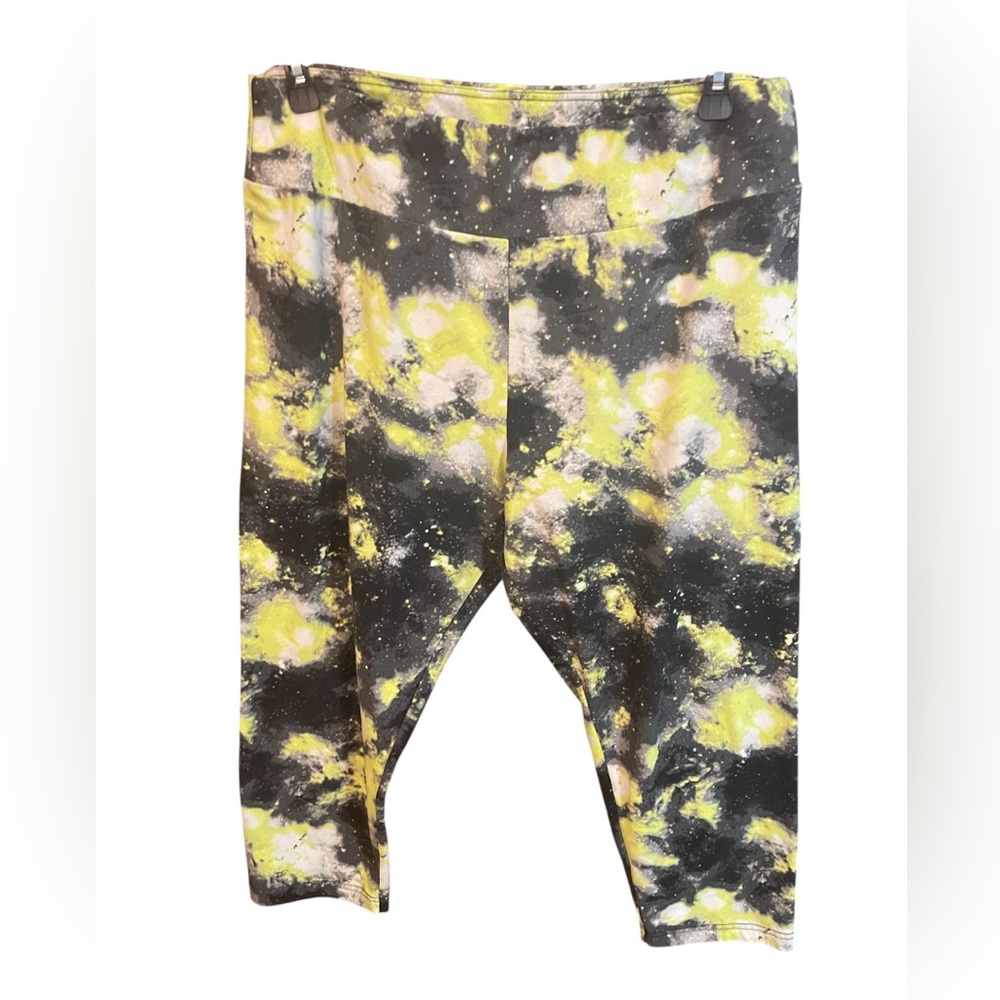 Women’s Capri Legging - Size XXL